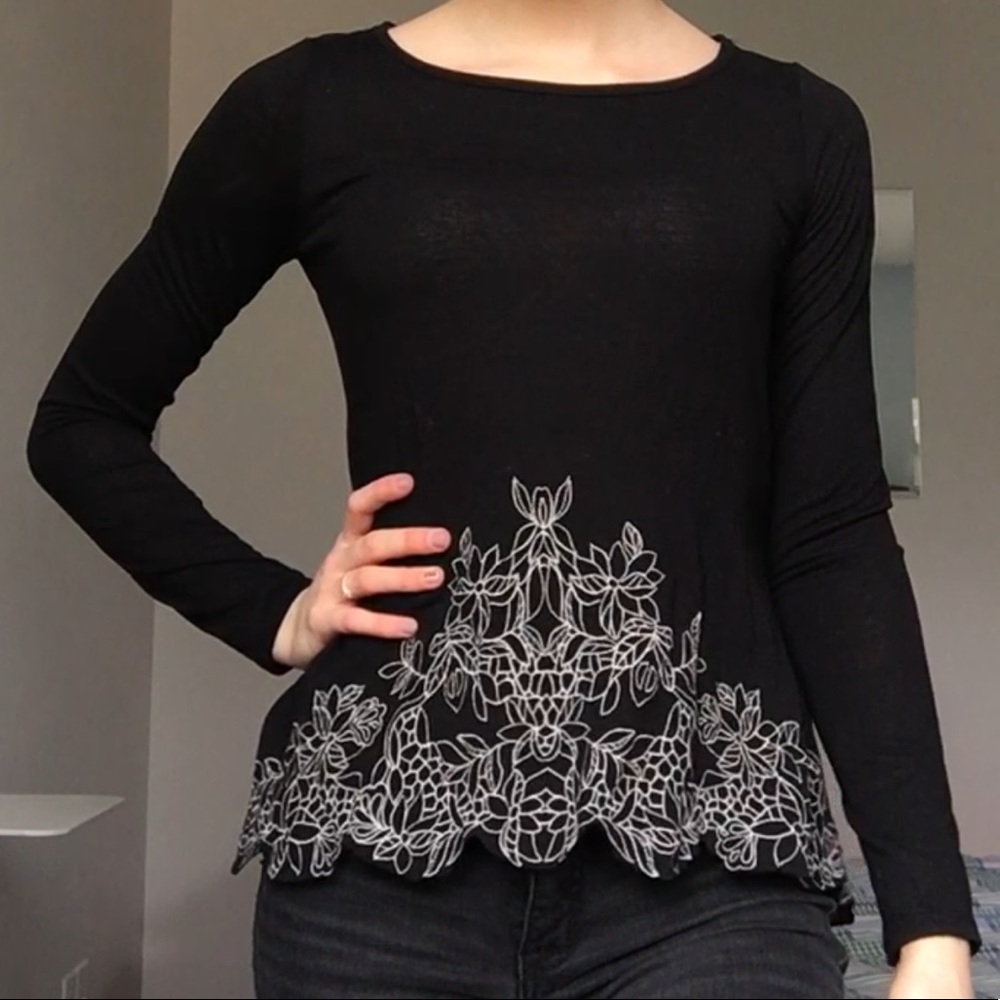 Black embroidery long sleeve